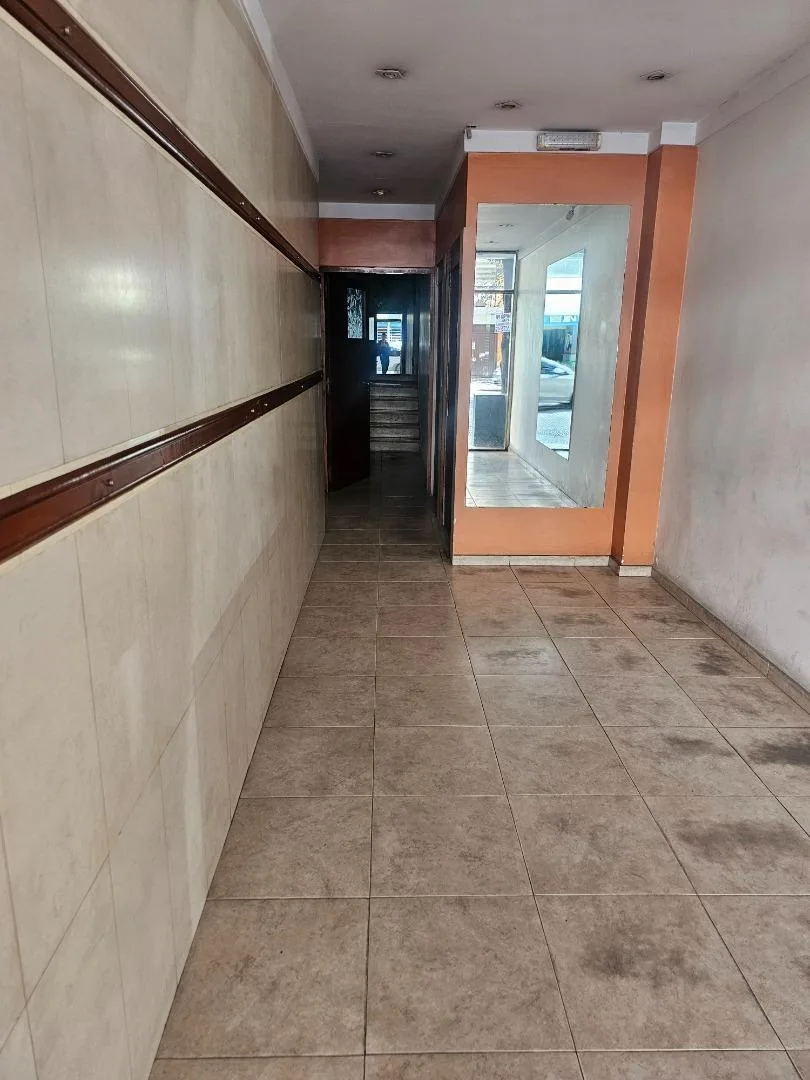 Departamento de 3 ambientes al contrafrente en Villa Crespo