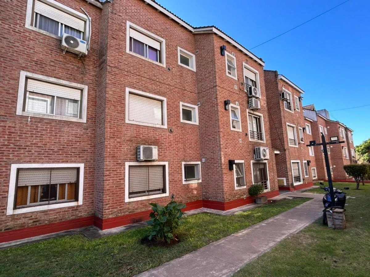 Departamento de 3 ambientes con 2 dormitorios en Bº Las Jarillas, La Matanza