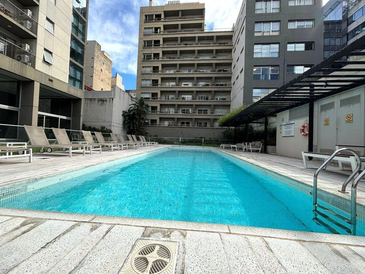 Kitnet em Villa Crespo com varanda