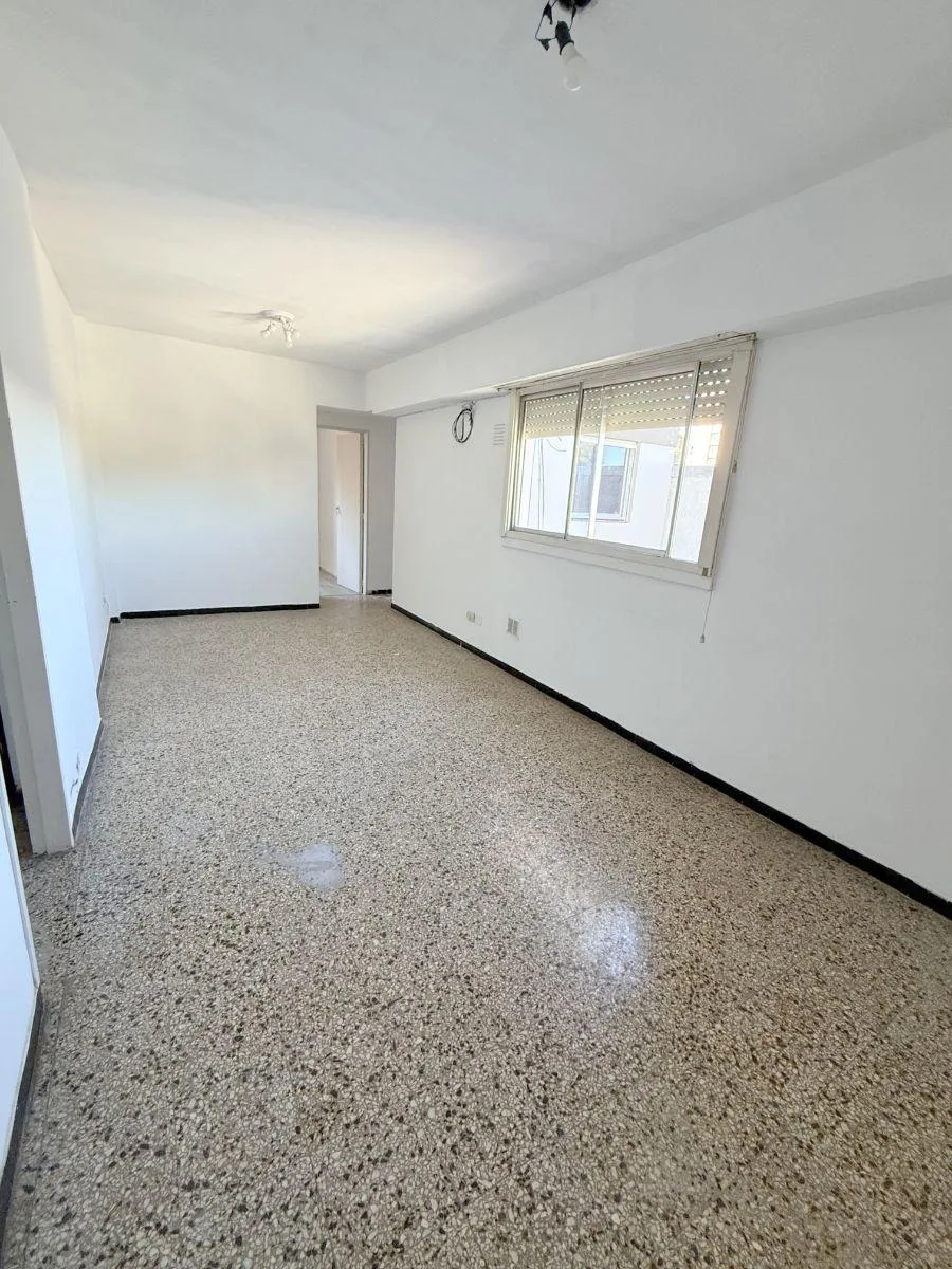 Departamento de 3 ambientes en Lanús Oeste