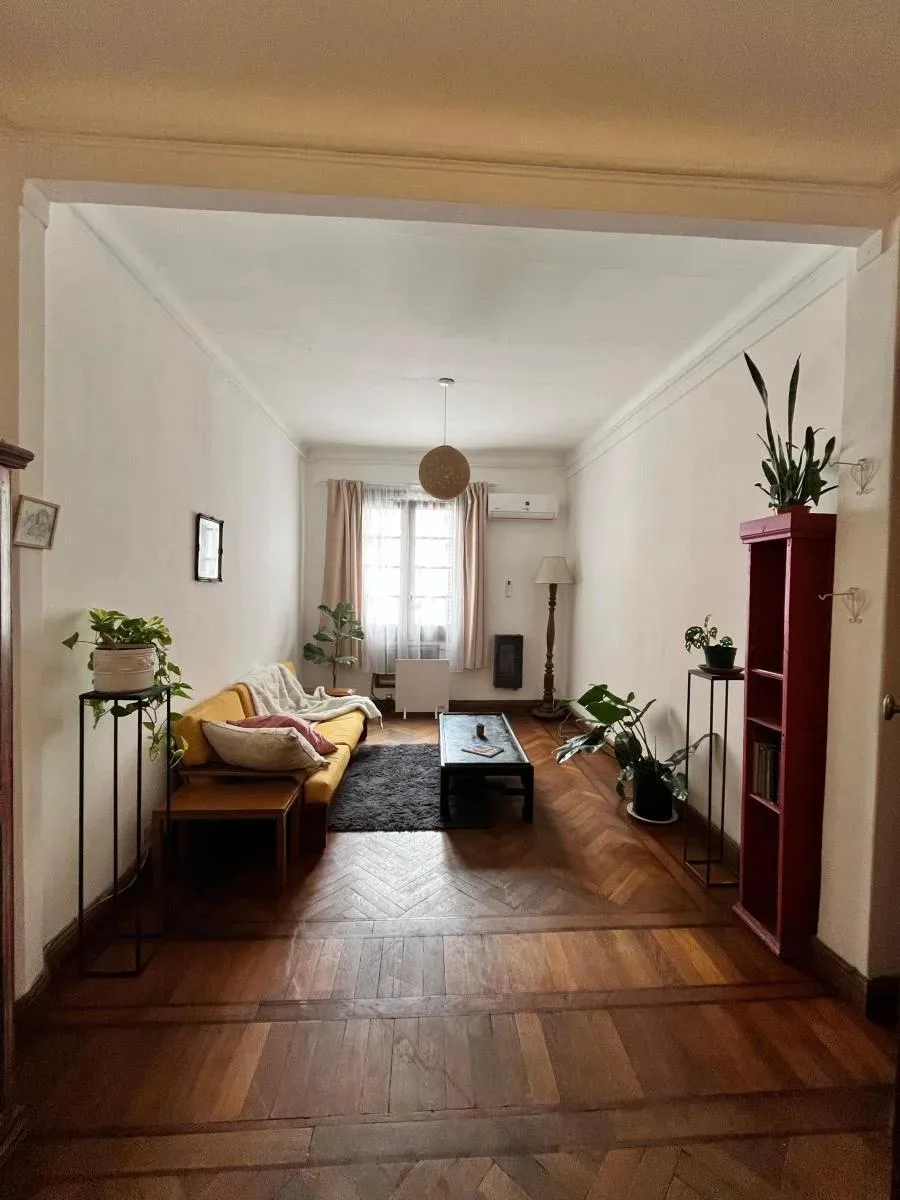 Furnished three-room apartment in Retiro