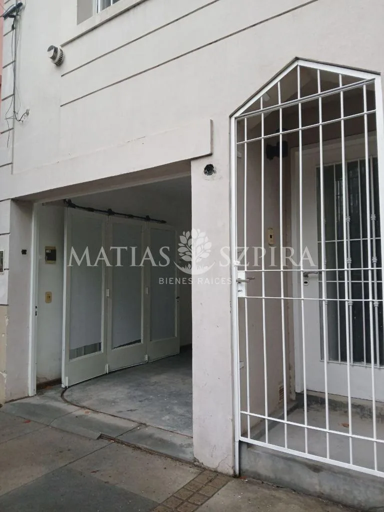 Studio apartment in Morón