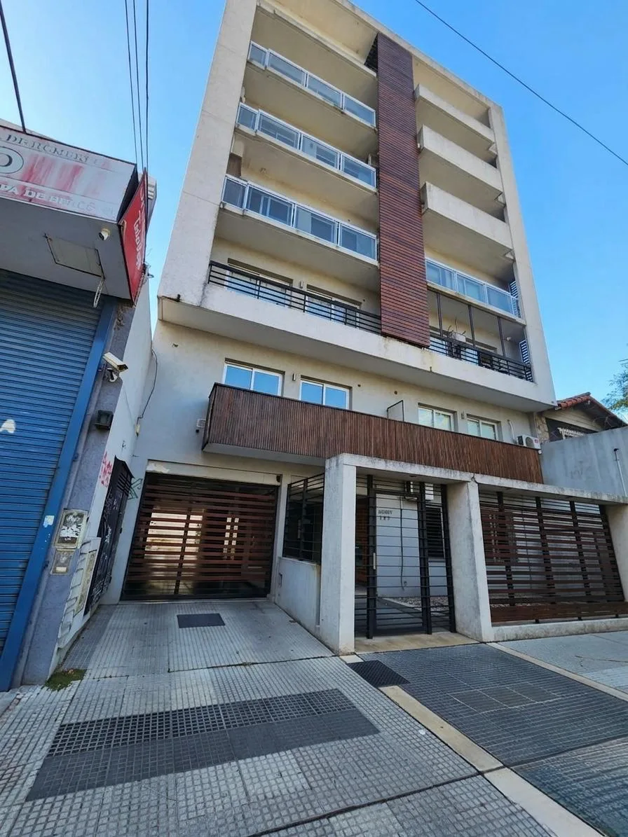 Departamento de 1 dormitorio en Moreno Sur