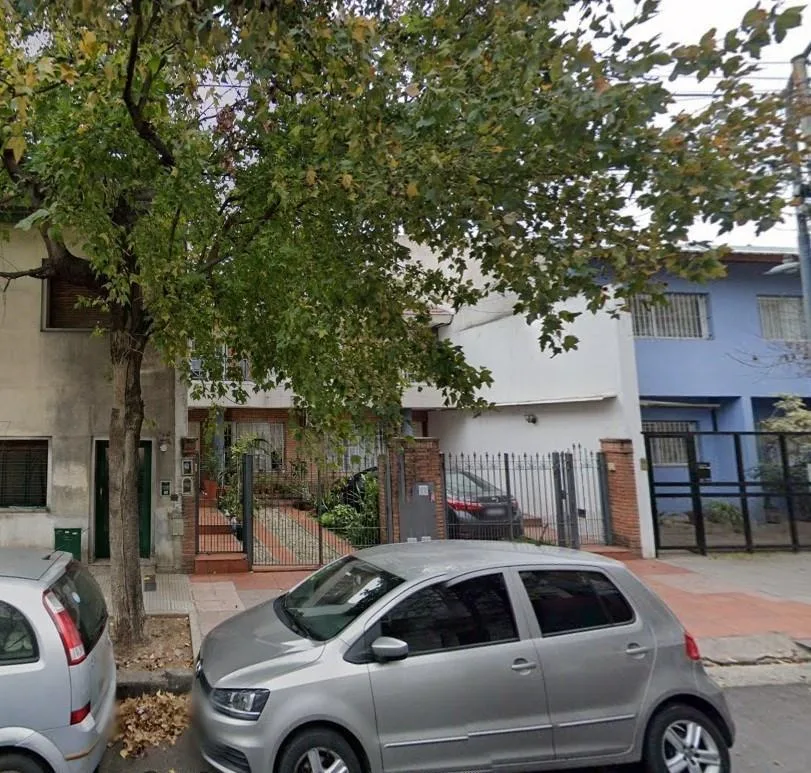 Duplex house with 3 bedrooms in Flores