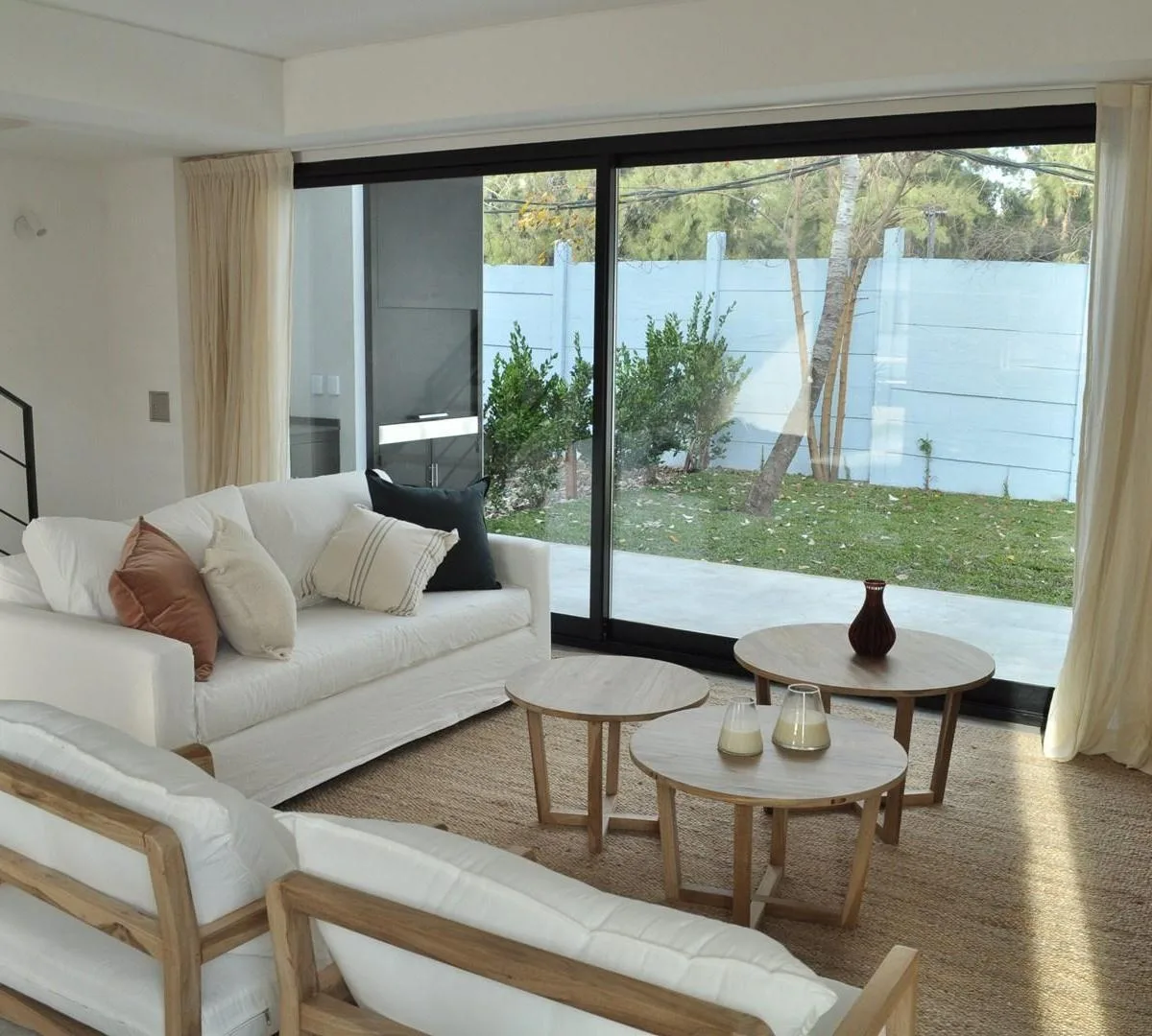 Apartamento de 3 dormitórios em Benavídez, Tigre