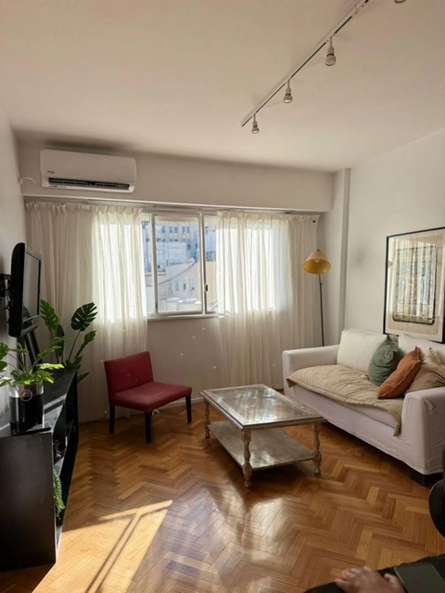 Furnished two-bedroom apartment in Recoleta