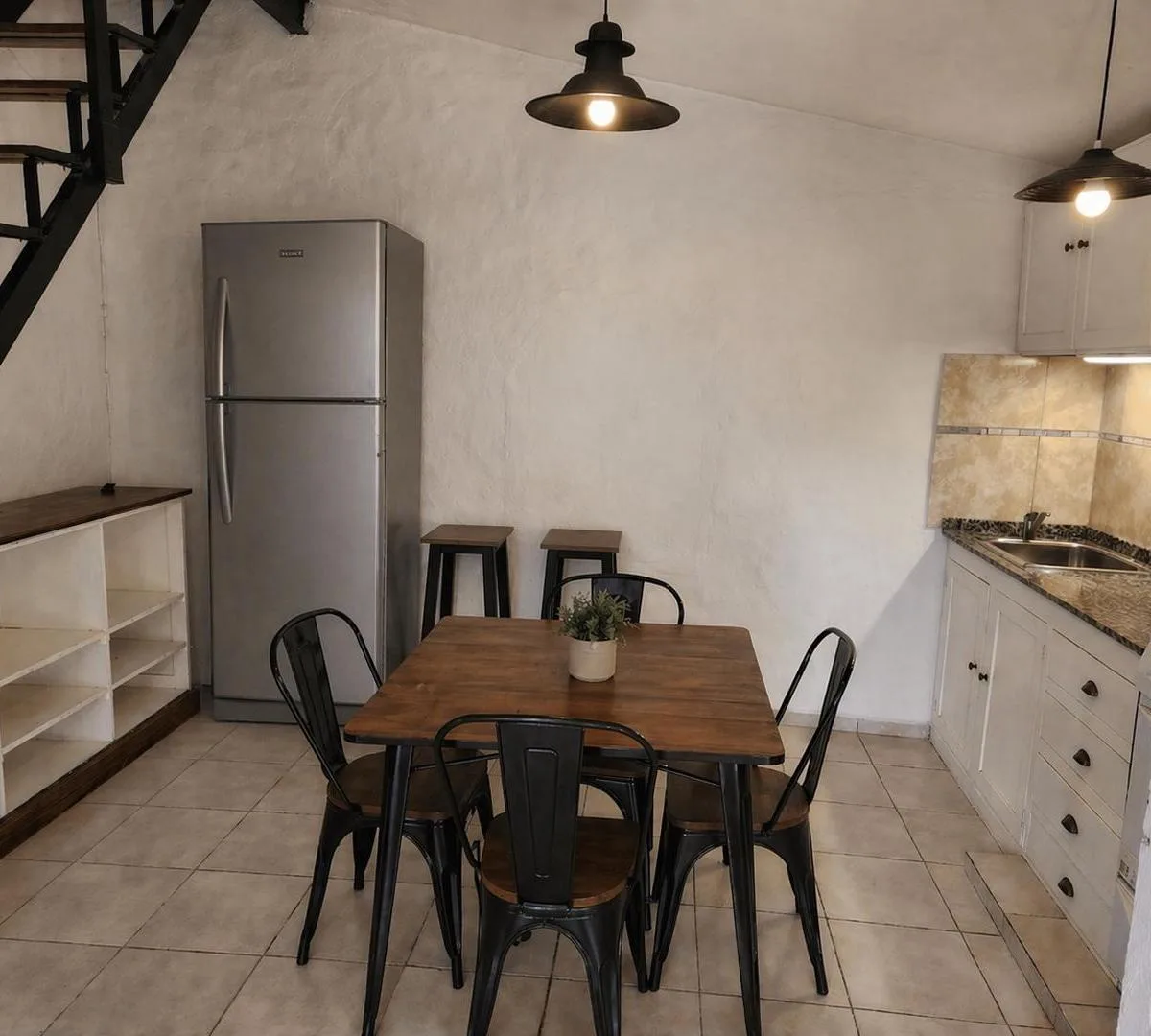 PH de 2 ambientes con balcón en San Isidro