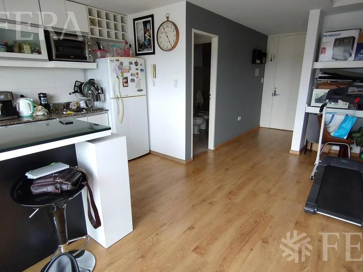 Kitnet com varanda em Wilde, Avellaneda