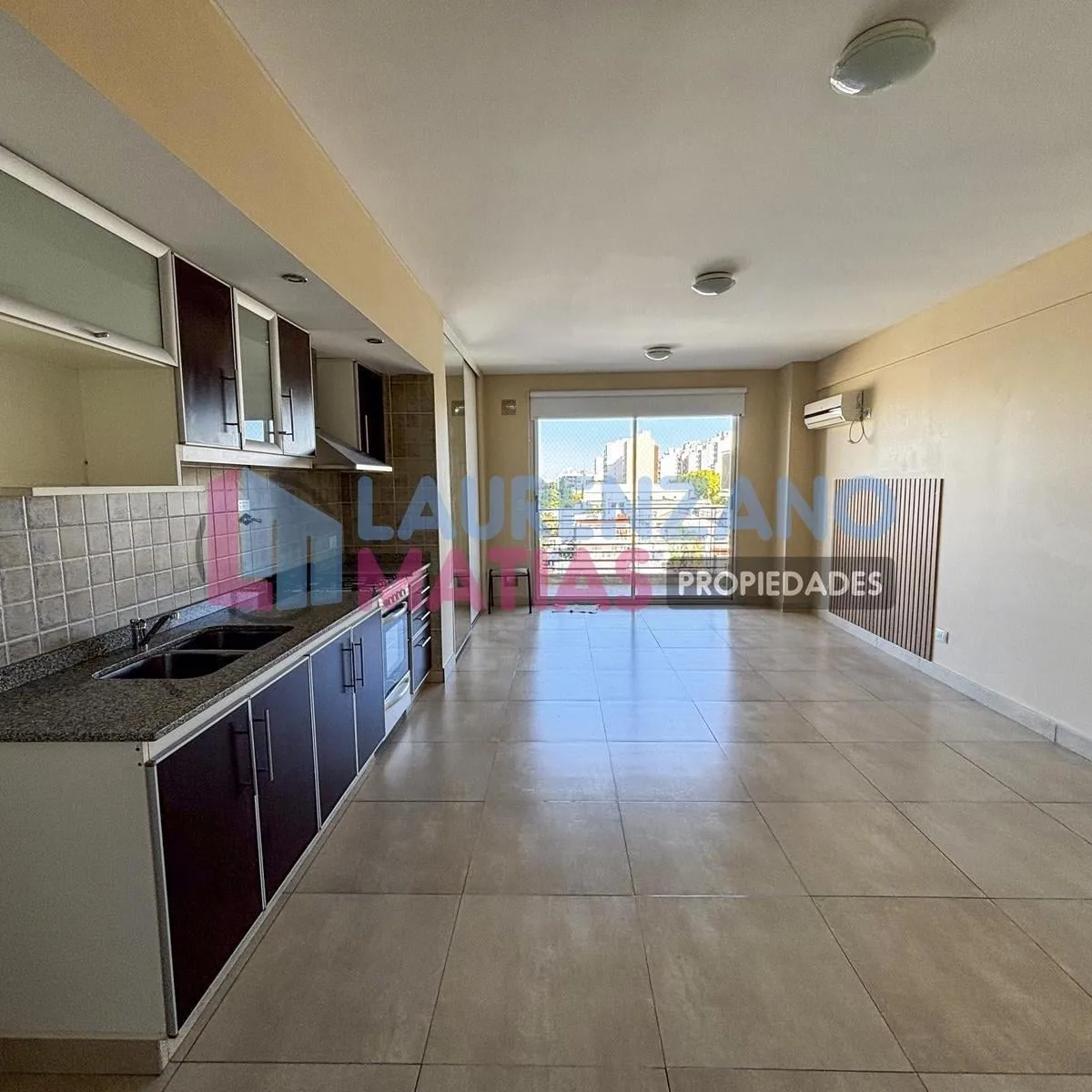 Monoambiente con balcón en Villa Pueyrredón