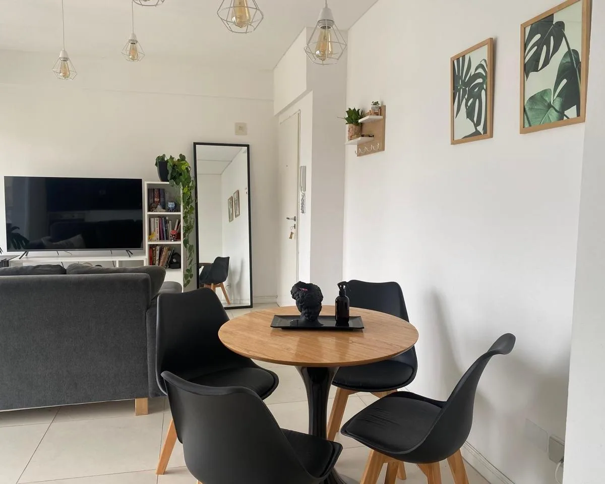 Apartamento de dois ambientes com varanda em Belgrano