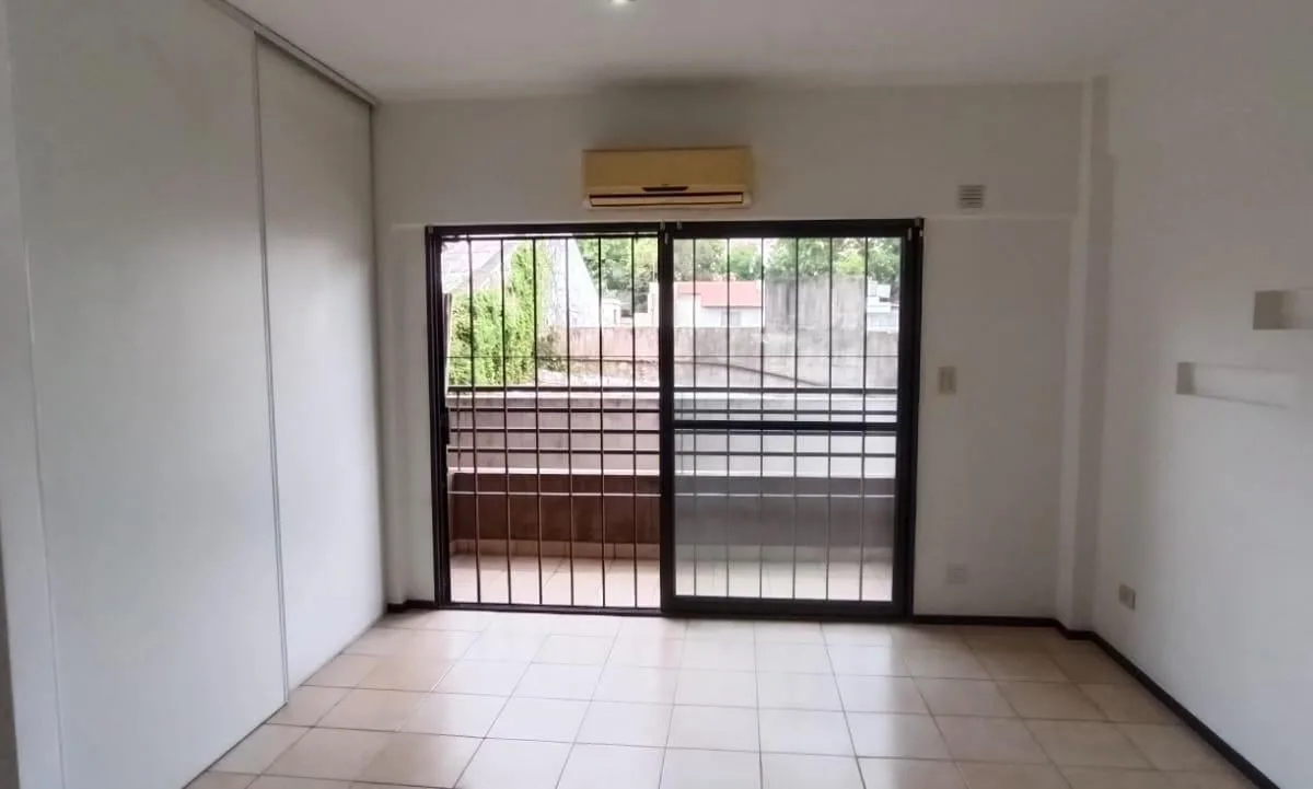 Bright studio apartment in Belgrano, courtyard-facing