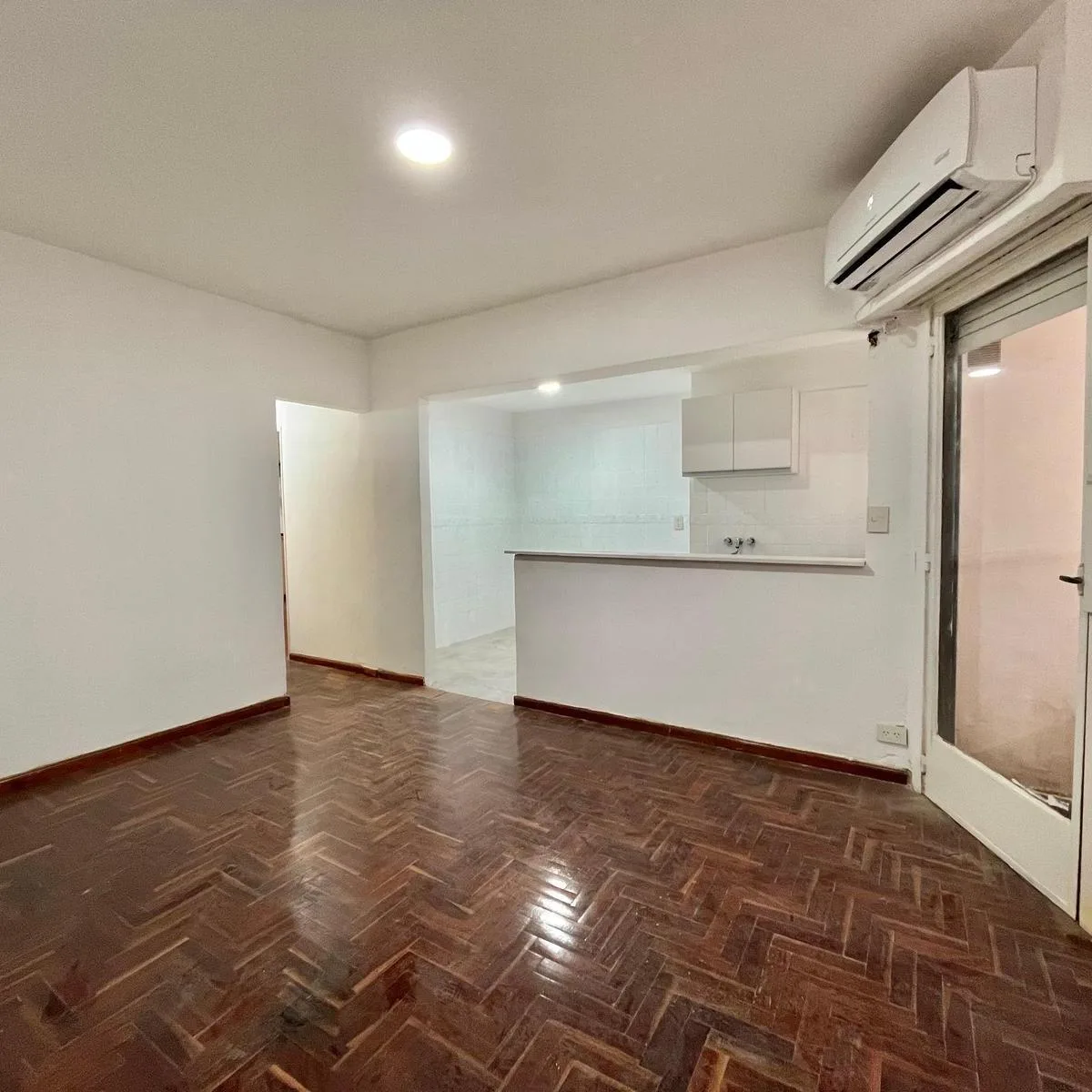 Departamento de 3 ambientes con estudio en Retiro