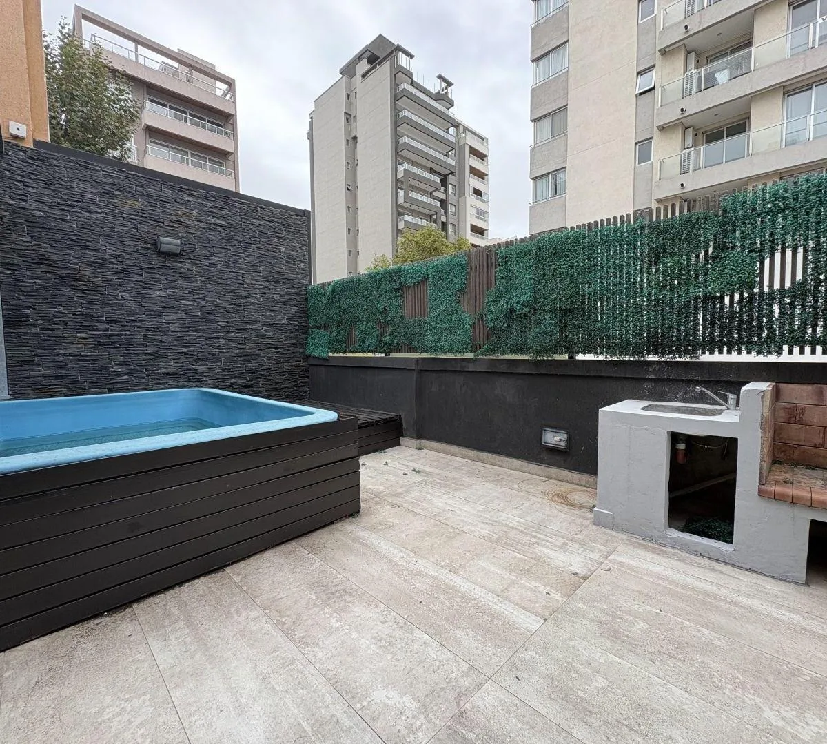 PH com 2 quartos em Lanús, com pátio, piscina e jacuzzi