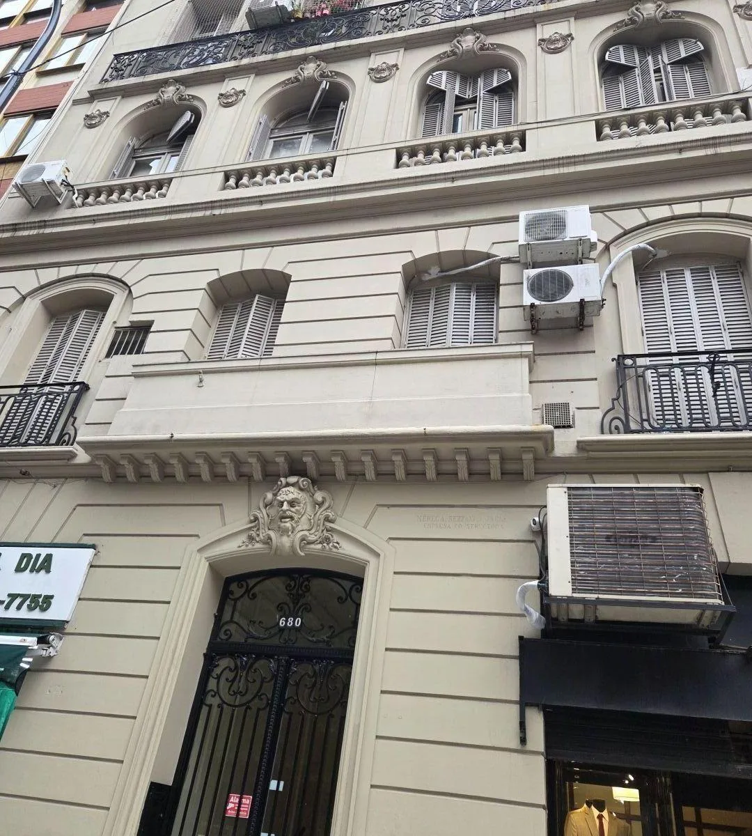 Departamento de 2 ambientes con 1 dormitorio en Retiro