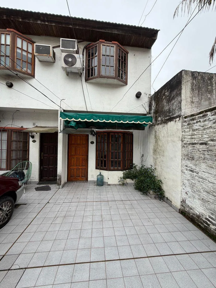 Duplex apartment with 2 bedrooms in Villa Luzuriaga, La Matanza