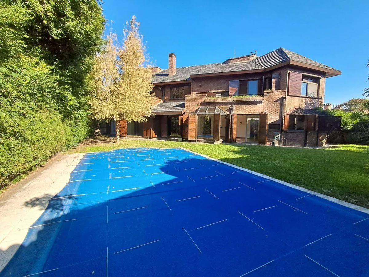 House with 5 bedrooms in Martínez