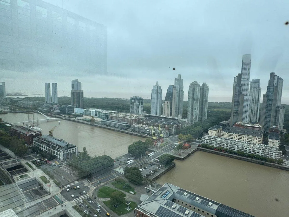 Monoambiente con cochera en Puerto Madero