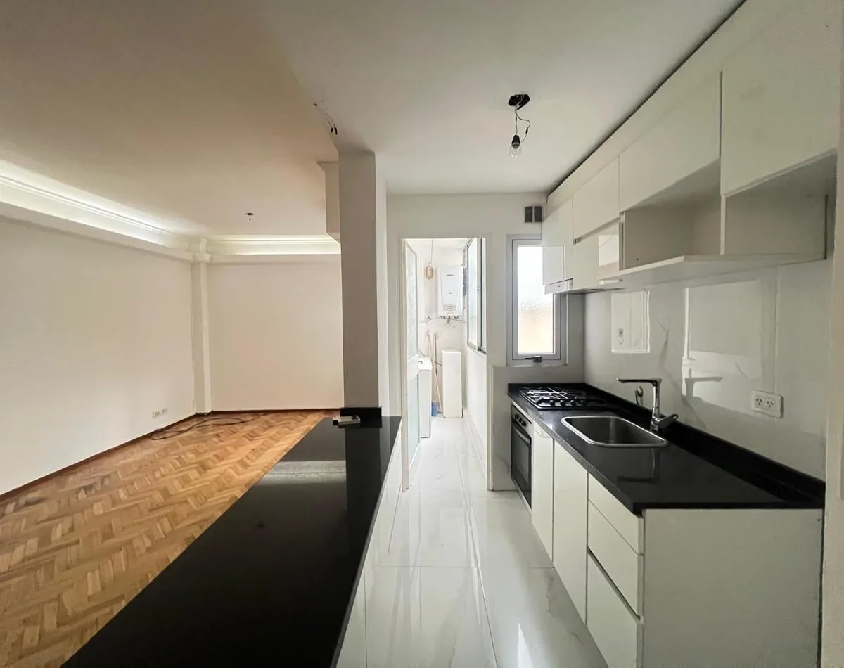 Apartamento de 3 ambientes com 2 dormitórios em Caballito