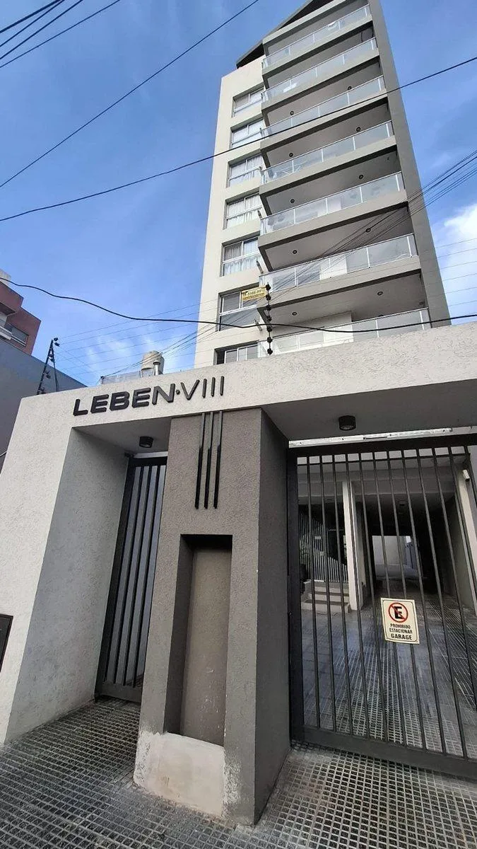 Two-room apartment with parking in Quilmes centre