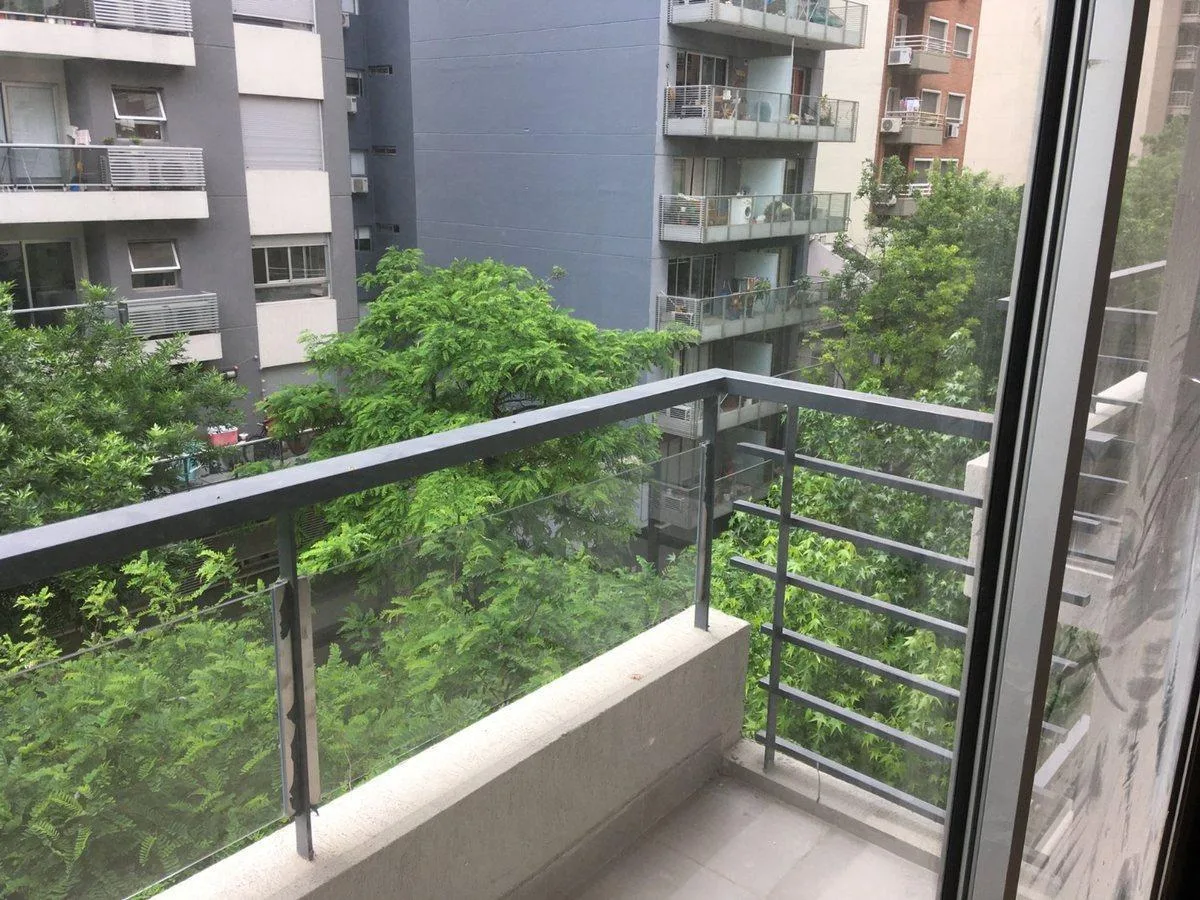 Studio apartment with balcony in Núñez