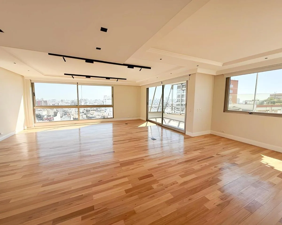 Apartamento de quatro dormitórios em Recoleta