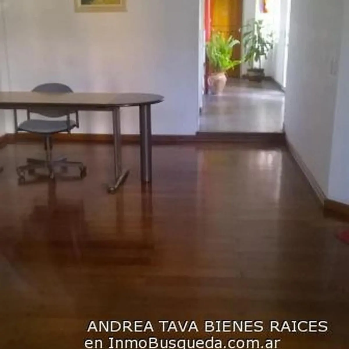 Departamento de 1 dormitorio con balcón a contrafrente en La Plata