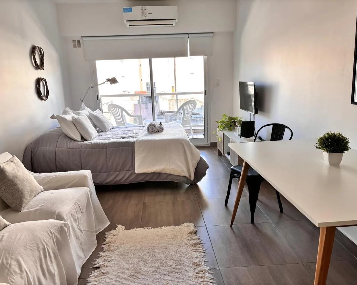 Unfurnished studio apartment in Belgrano