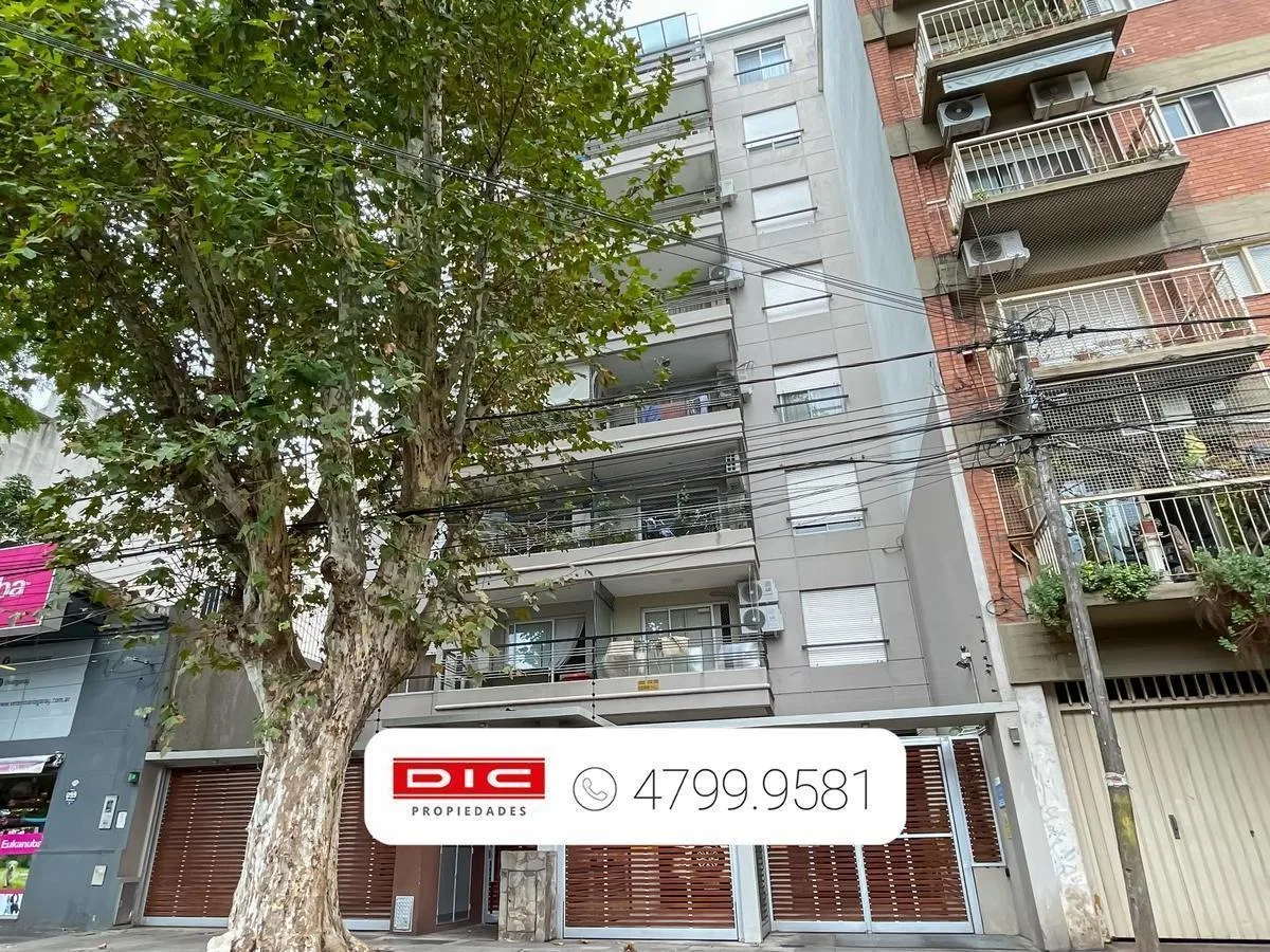 Apartamento de três ambientes com 2 quartos em Olivos