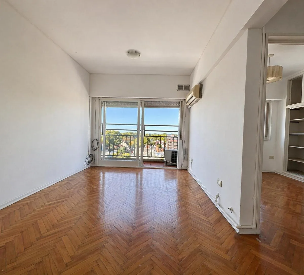 Two-room apartment in Adrogué, seventh floor