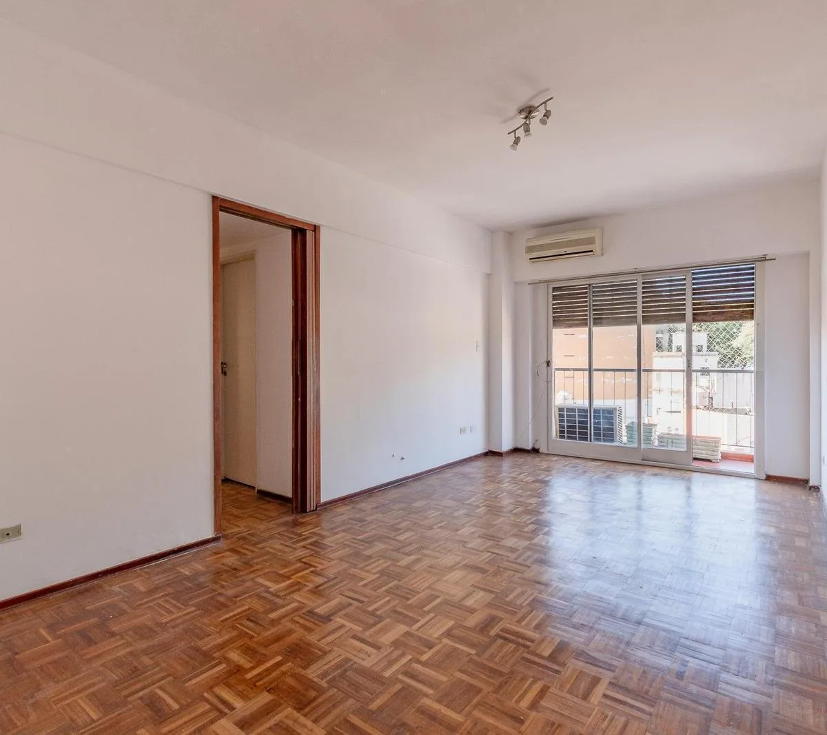 Departamento de 3 ambientes en Villa Ortúzar con balcón