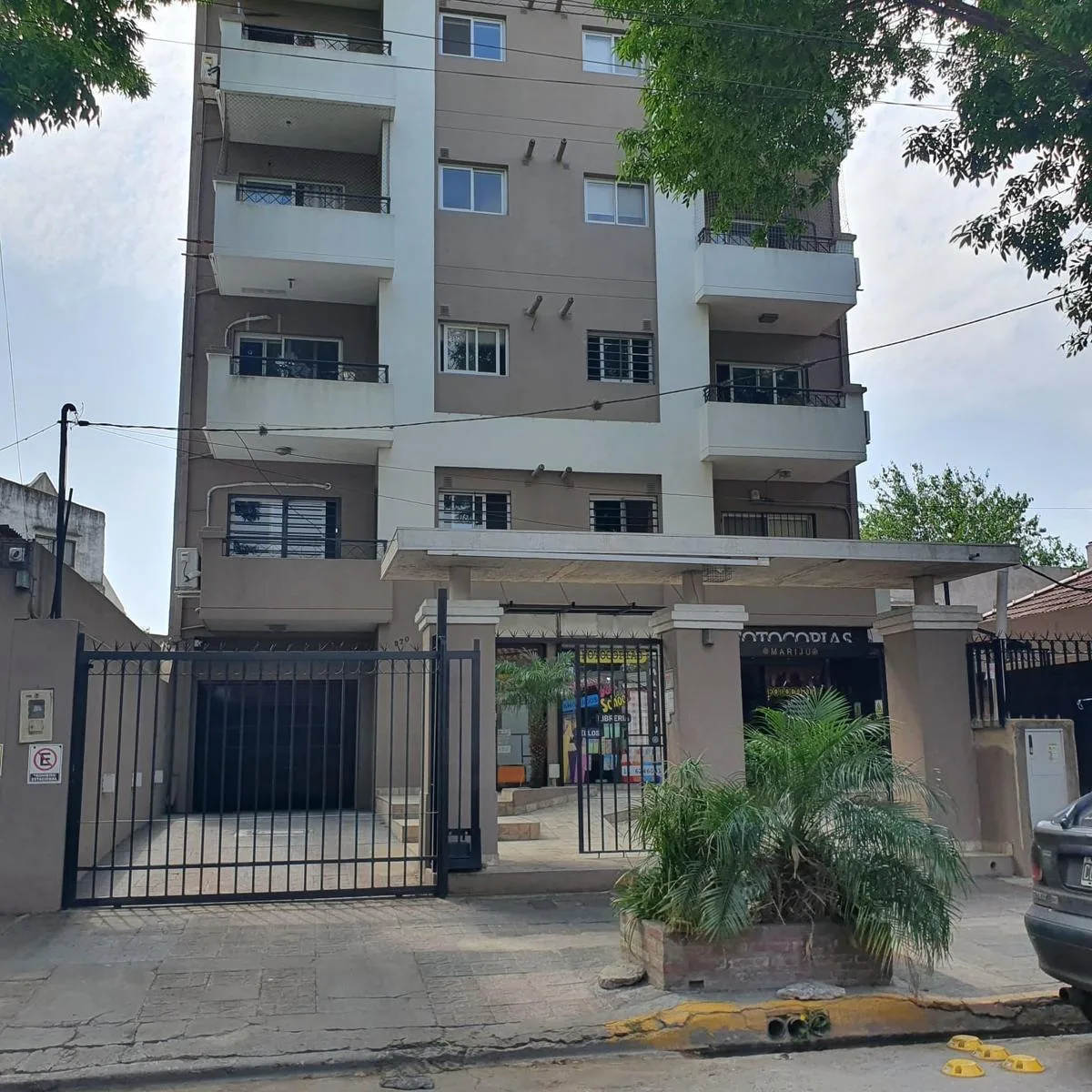 Apartamento de 2 dormitórios em Monte Grande