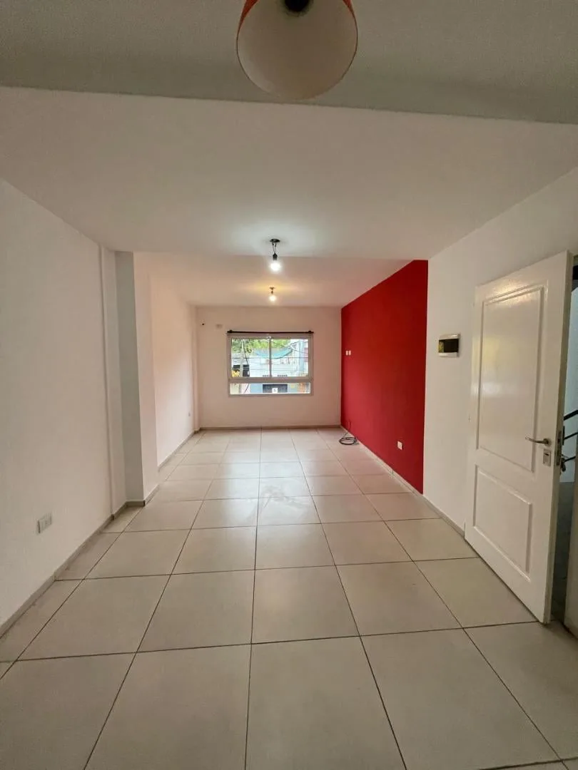 Departamento de 3 ambientes en Merlo