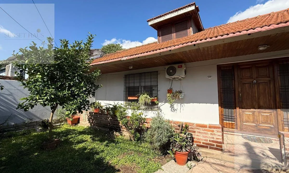 Casa de 4 ambientes amoblada en El Talar