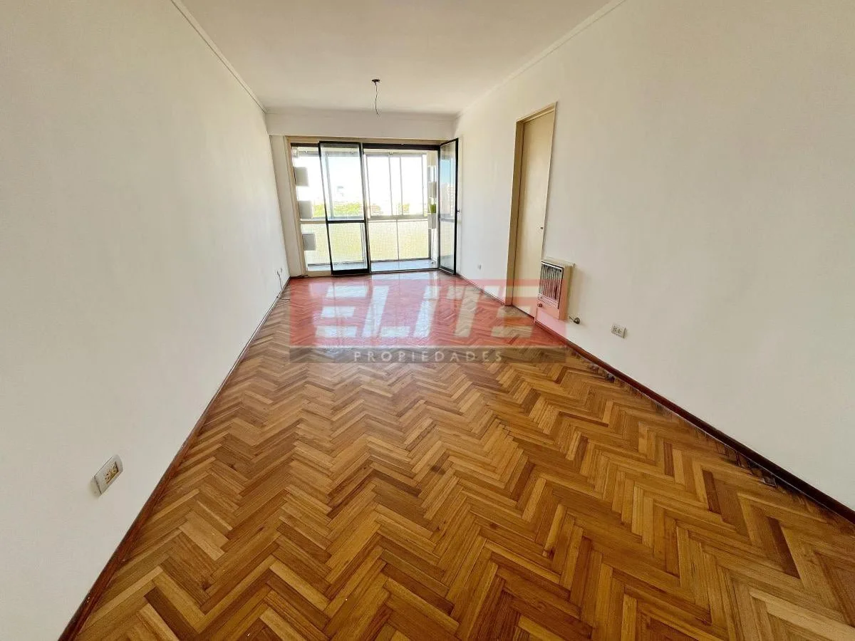Departamento de 3 ambientes con balcón al contrafrente en Villa Ortúzar