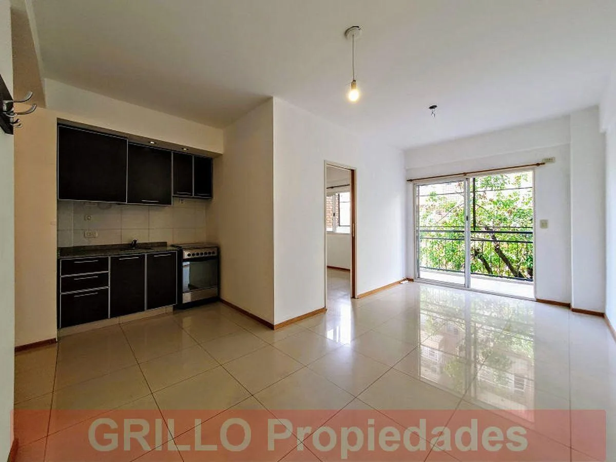 One-bedroom two-room apartment with balcony in Villa del Parque