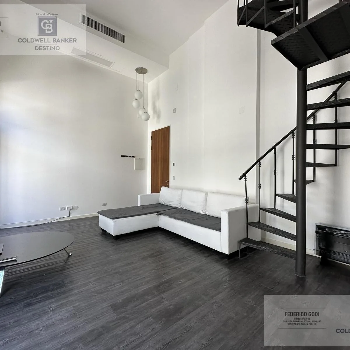 Semiamoblado loft de 2 ambientes en Monserrat