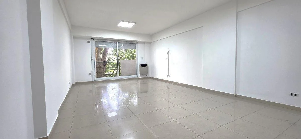 Квартира-студия с балконом на улице в Villa del Parque