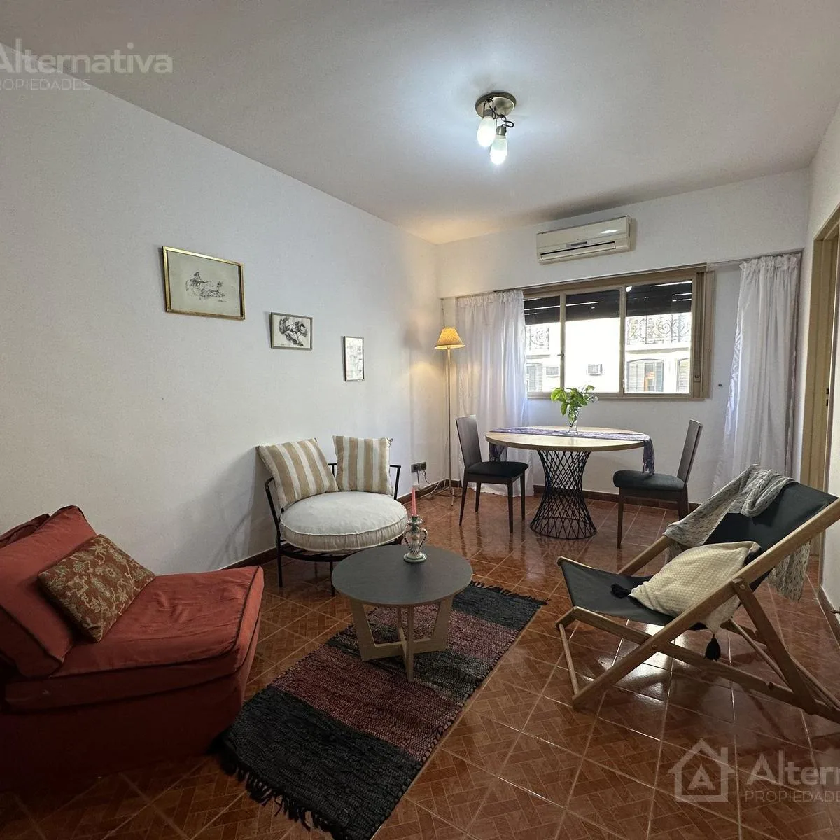 Kitnet mobiliada em San Nicolás