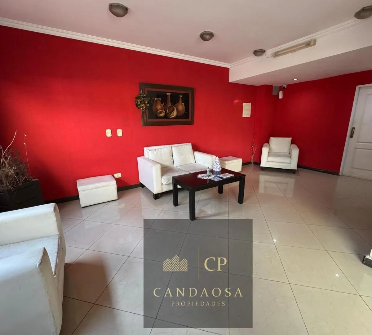 Kitnet com vaga de garagem em San Miguel