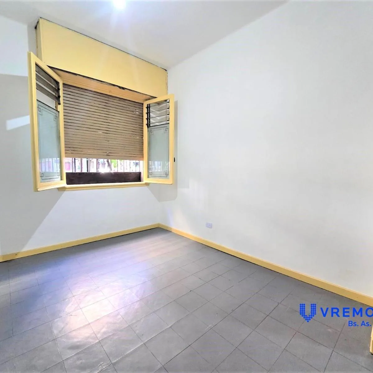 Apartamento de três ambientes em Balvanera