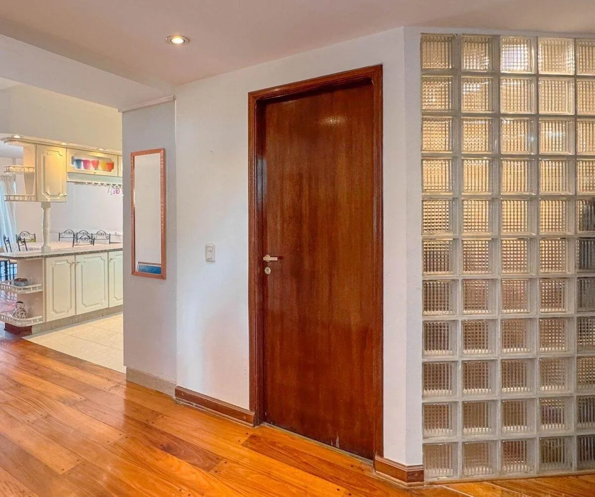 Departamento studio en planta baja con vista a la bahía en Marina del Sol