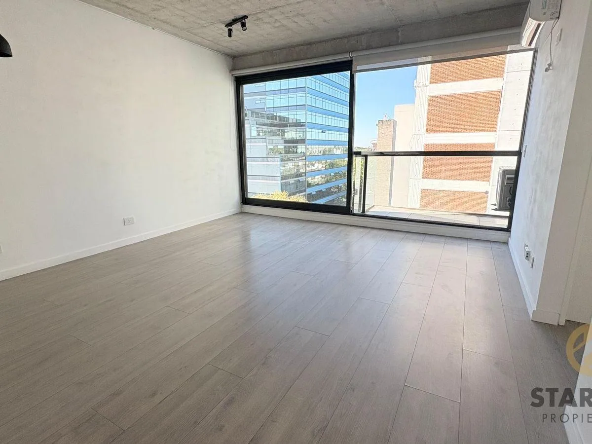 Two-room apartment in Núñez with balcony and amenities