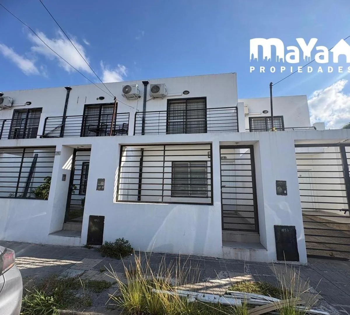 Two-bedroom duplex apartment in Zárate