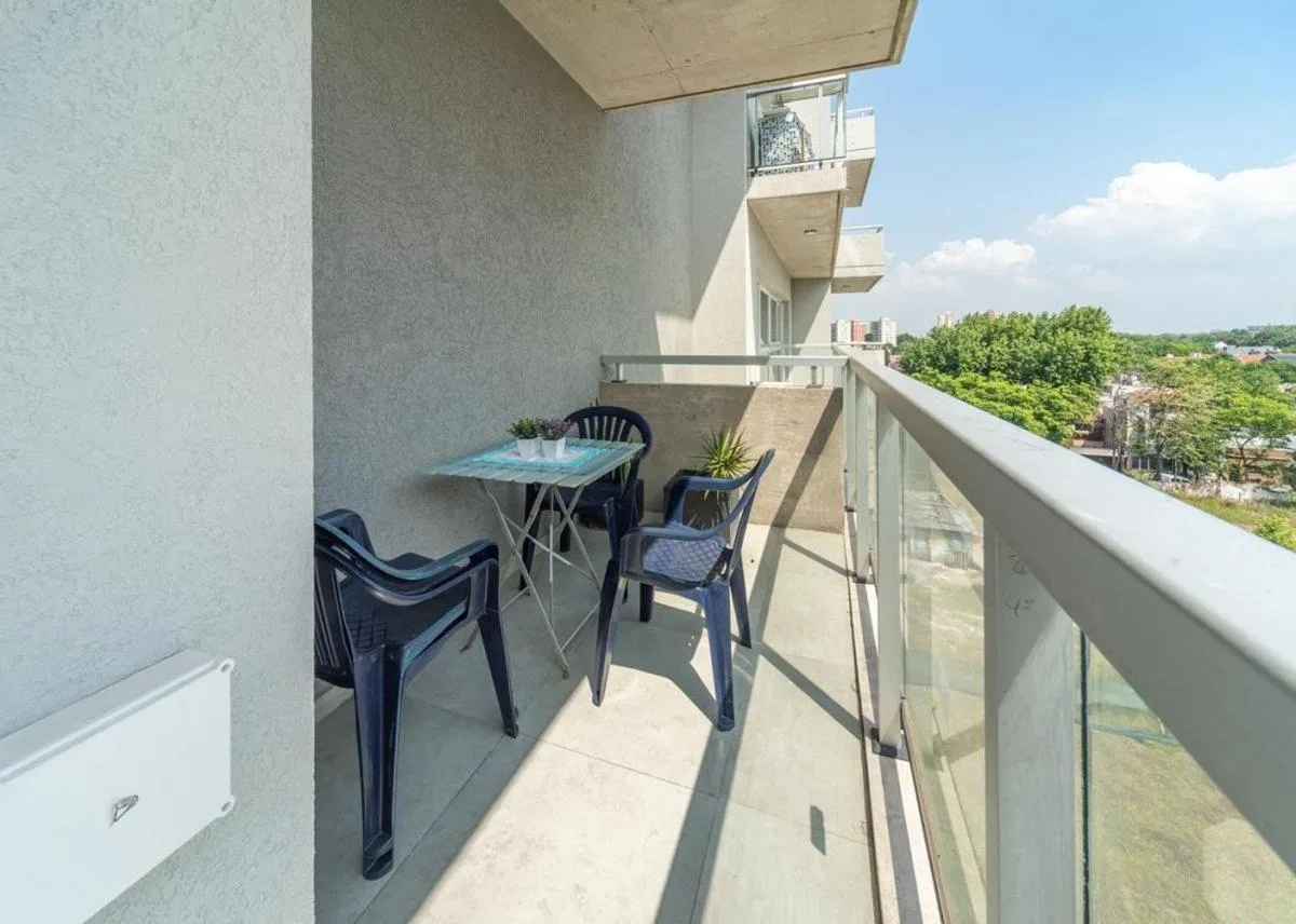 Monoambiente con balcón en alquiler en Buenos Aires