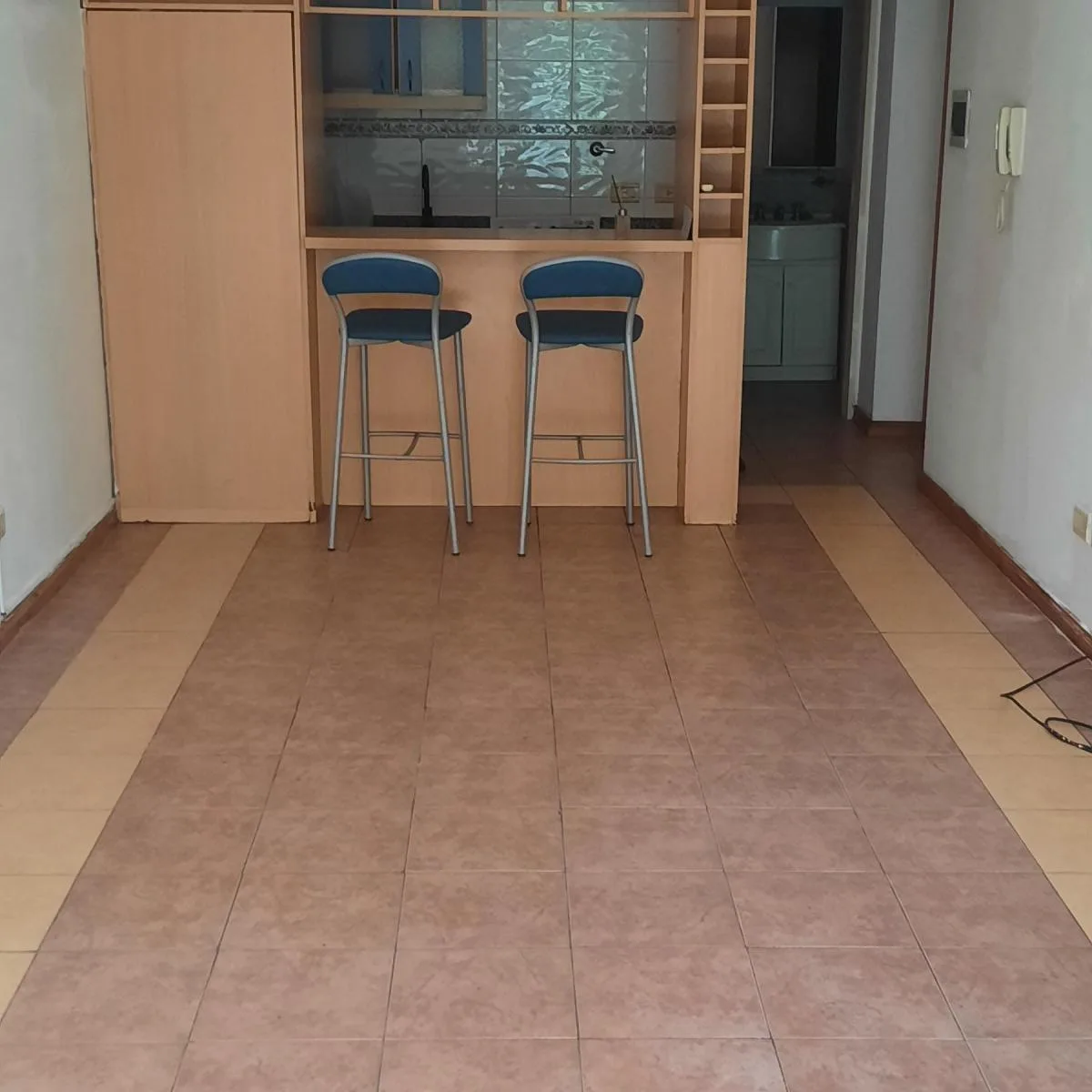 Monoambiente con balcón y aire acondicionado en Almagro