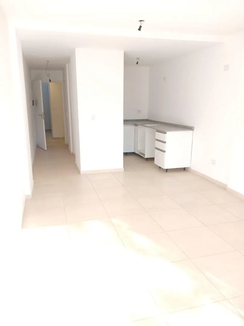 Kitnet de 1 ambiente com 35 m² em Casuarinas Centro - Ezeiza