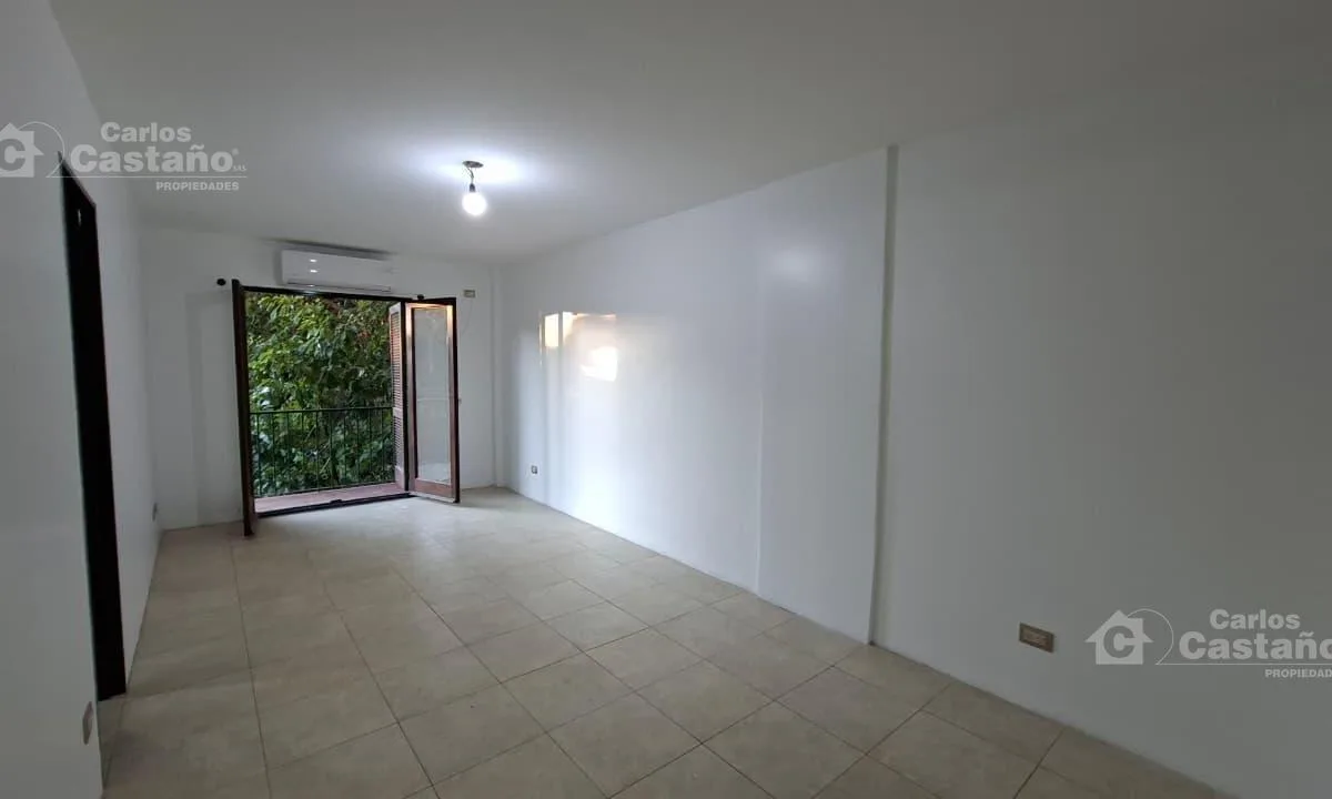 Квартира с 2 спальнями с балконом в Vicente López