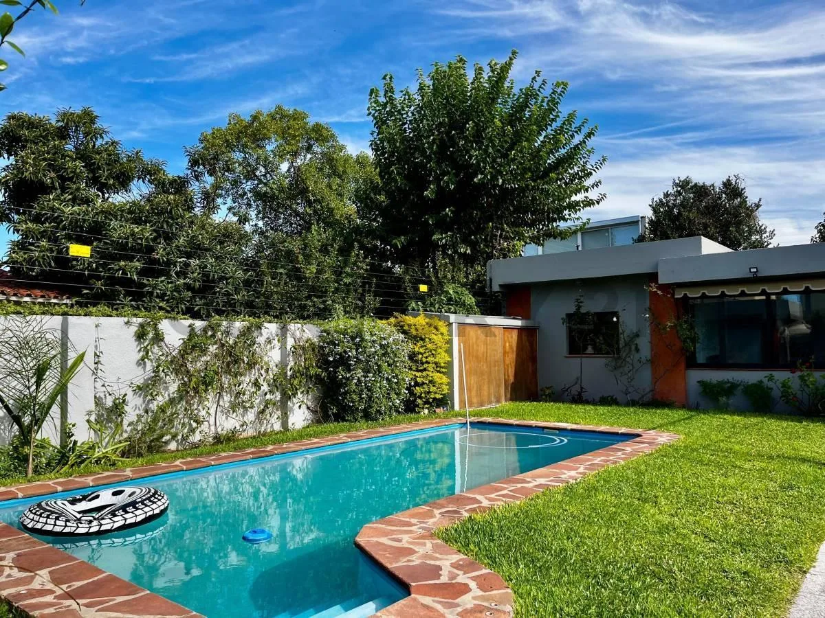 Casa con pileta y quincho en San Isidro