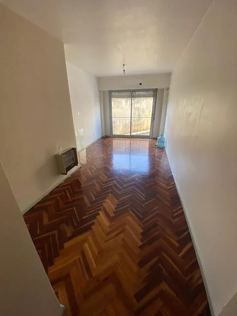 Apartamento de 2 ambientes em Liniers