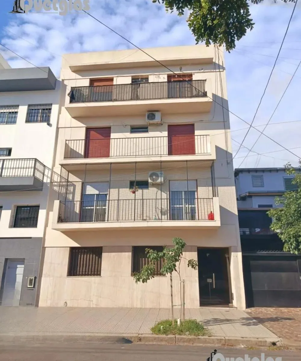 Apartamento de 3 ambientes no bairro Mataderos